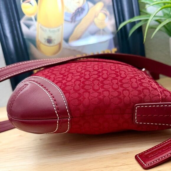 NWOT (Never Used) COACH Vintage Mini “C” Jacquard/Leather Bag & Keychain Wallet - Picture 7 of 11